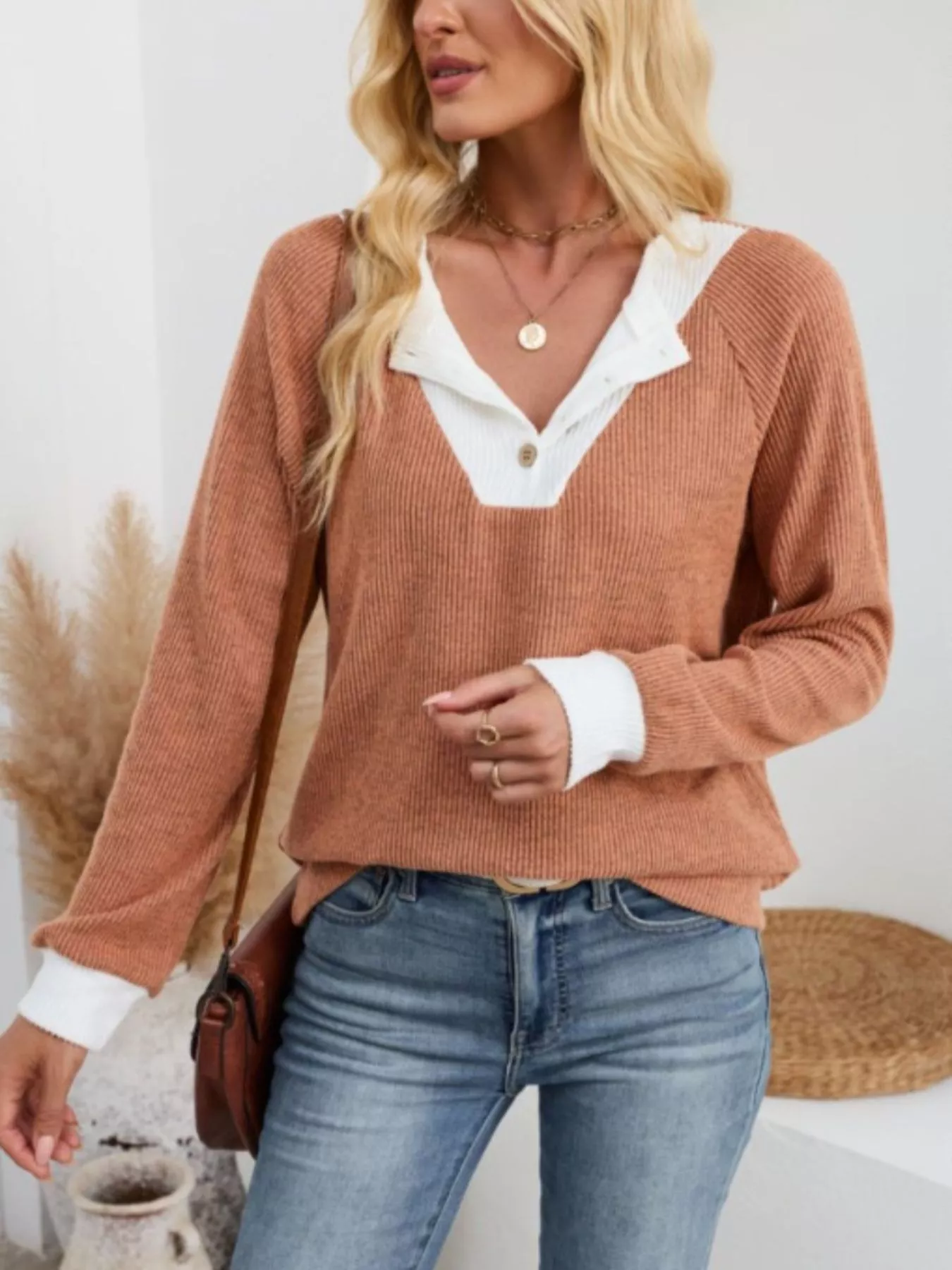 Two-Tone Raglan Sleeve T-Shirt - Image 20