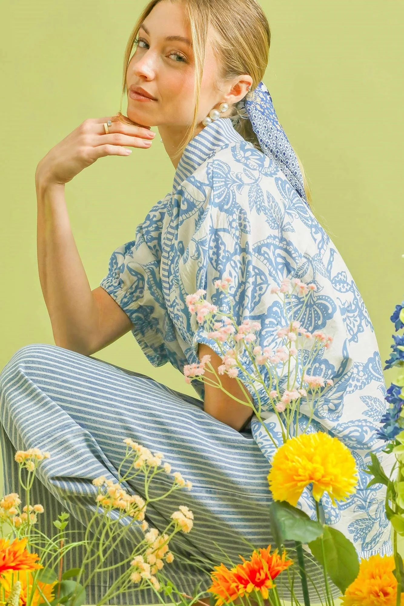 Umgee Botanical Print Mixed Trim Tunic Top - Image 2