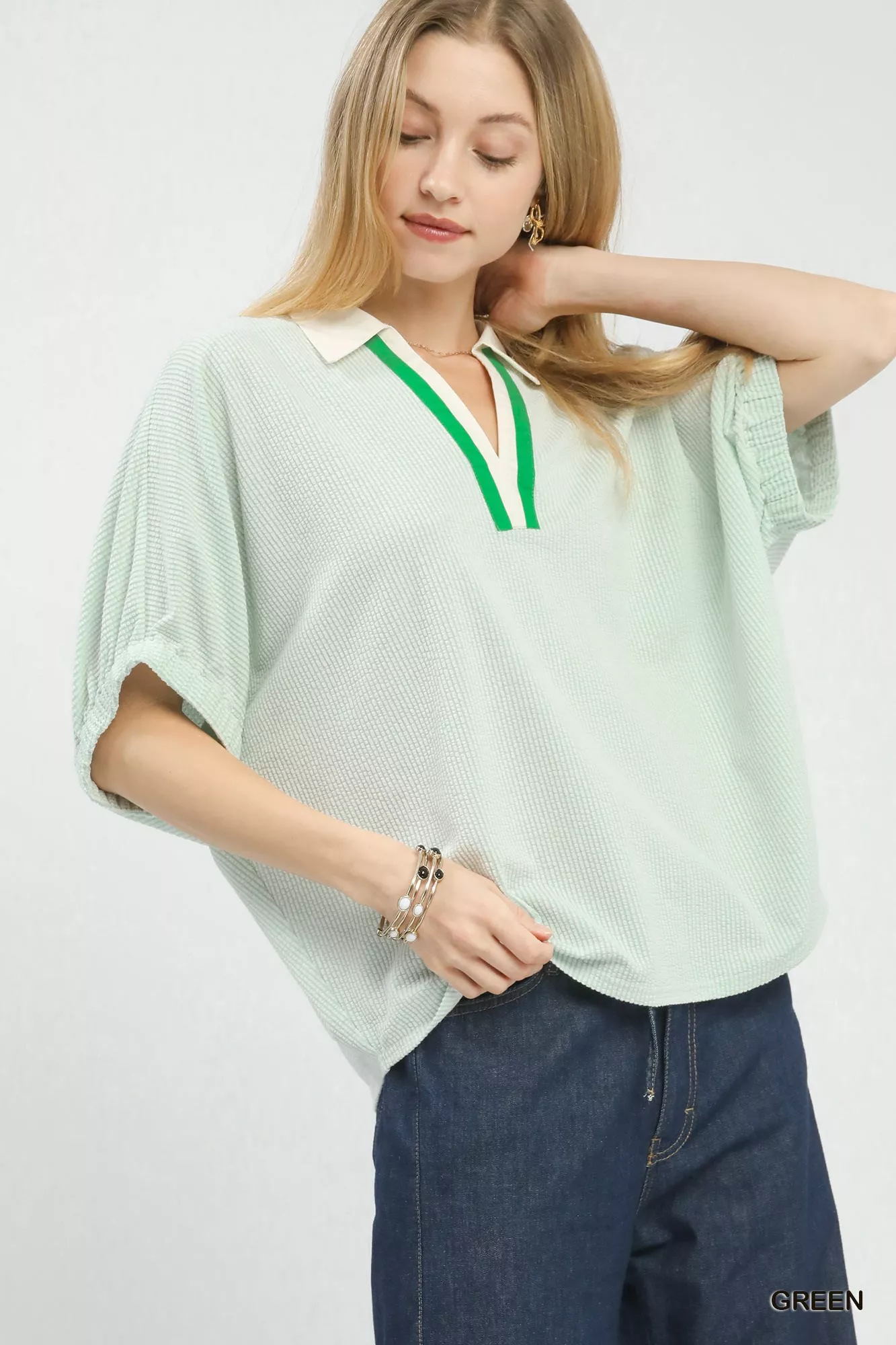 Umgee Contrast Collar V-Neck Top - Image 5