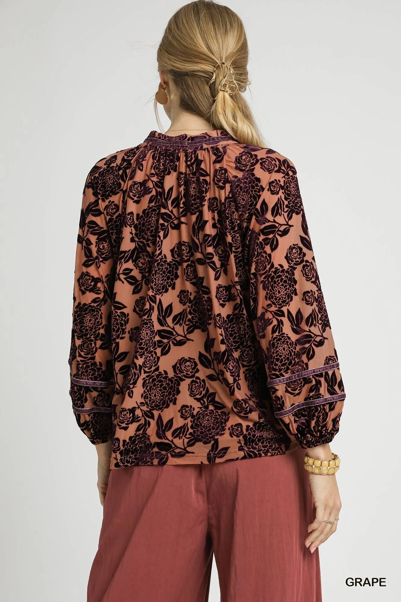 Umgee Floral Velvet Blouse with Balloon Sleeves - Image 2