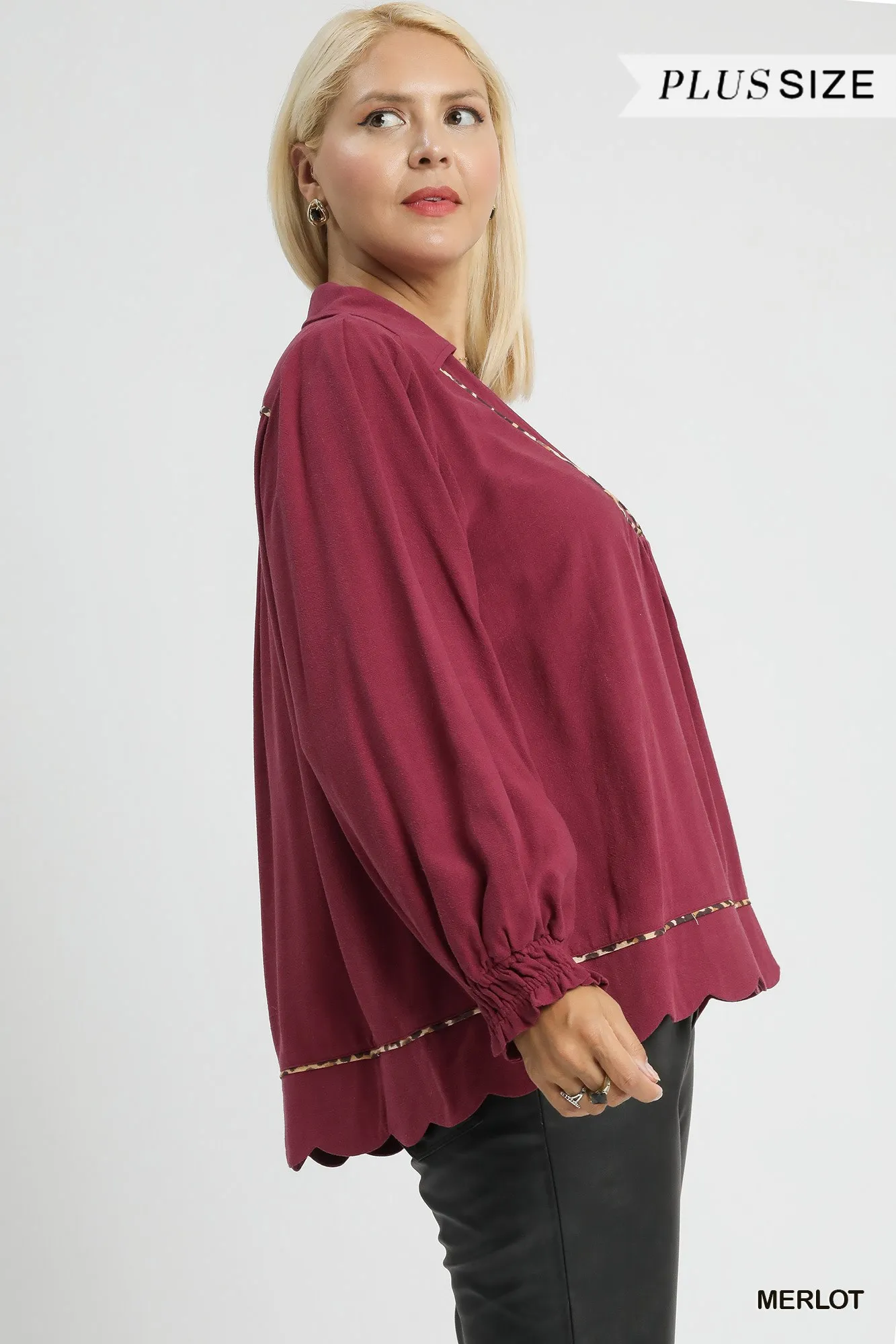 Umgee Full Size Linen Scallop Hem Blouse with Contrast Trim Plus Size - Image 7