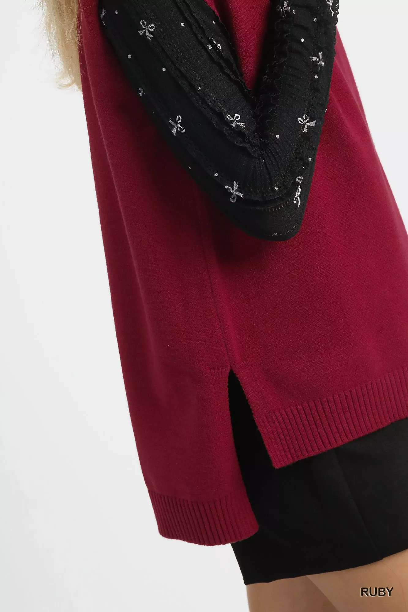 Umgee High-Low Turtleneck Sleeveless Sweater Top - Image 4