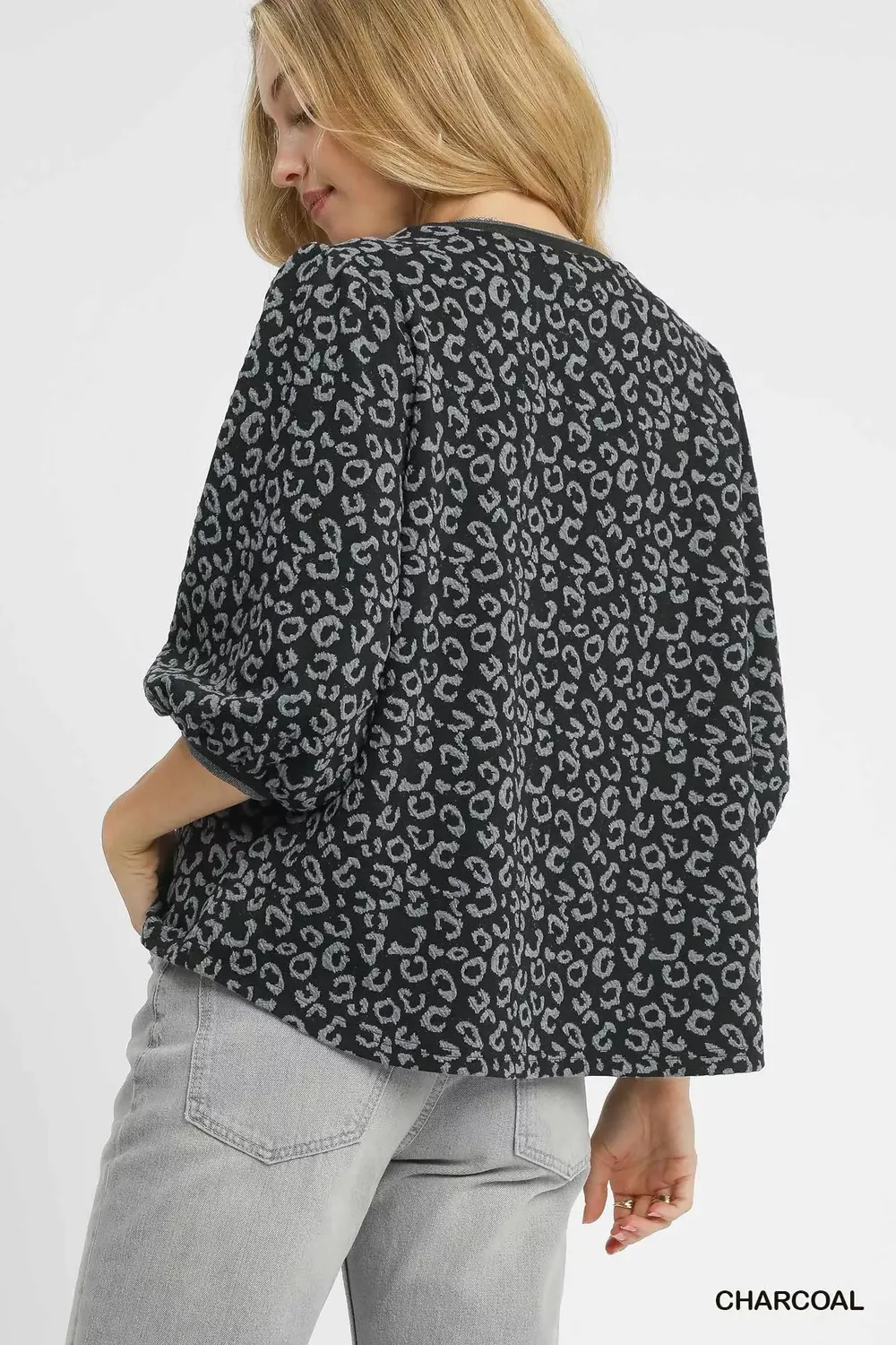 Umgee Leopard Print Jacquard Blouse with Puff Sleeves - Image 3