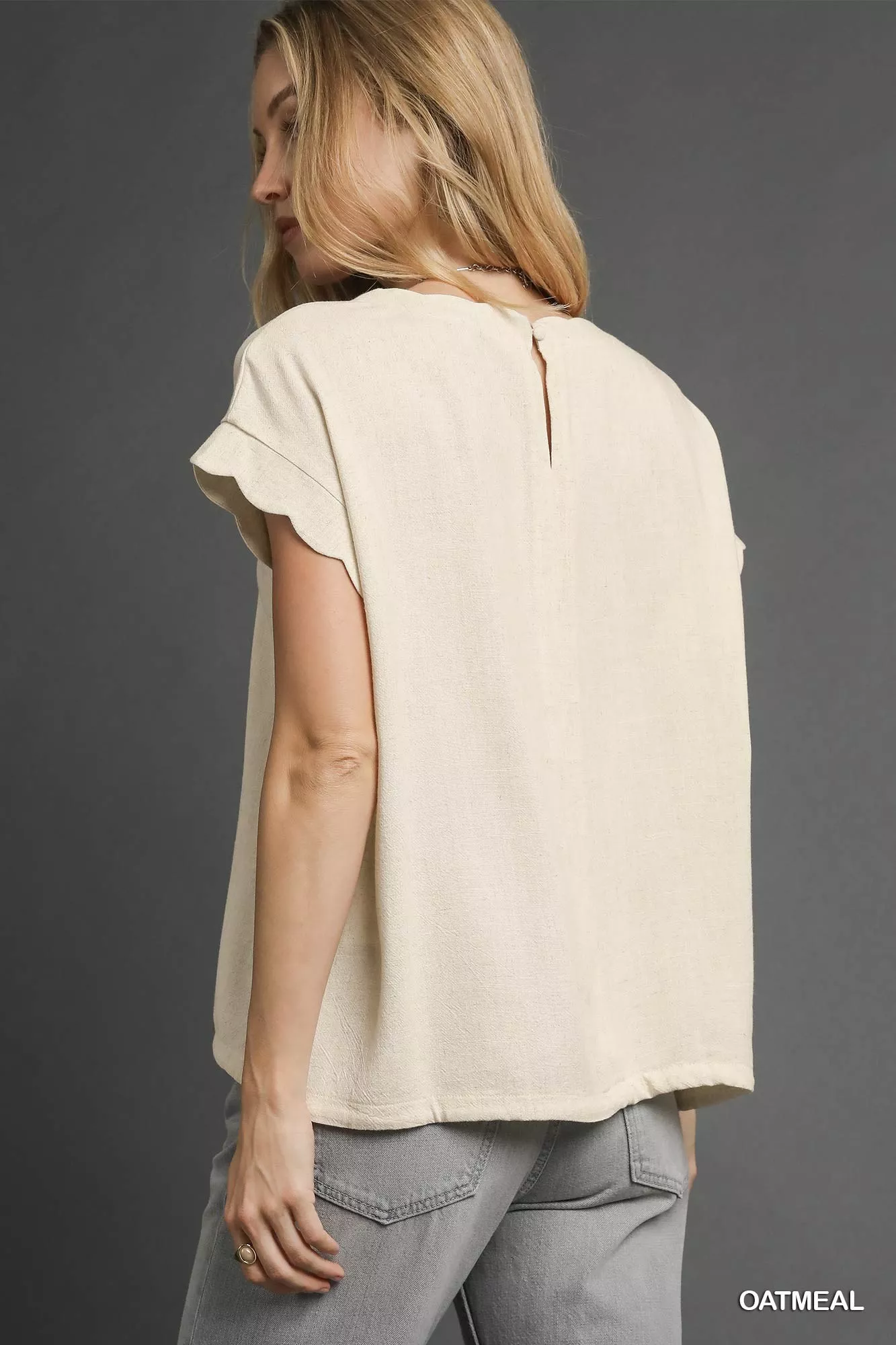 Umgee Linen Scalloped Round Neck Top - Image 4