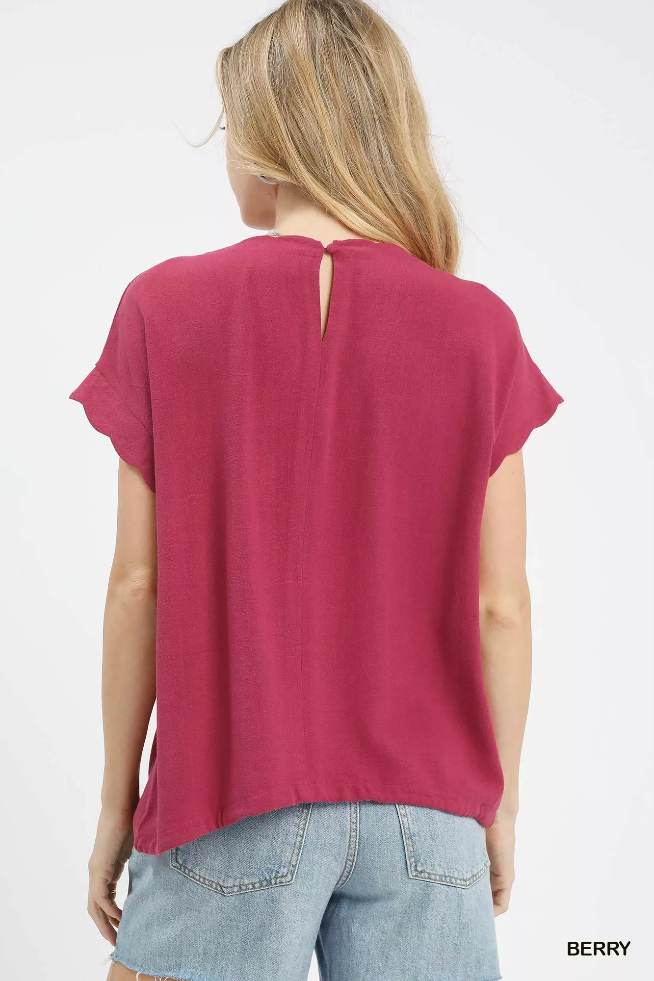 Umgee Linen Scalloped Round Neck Top - Image 4