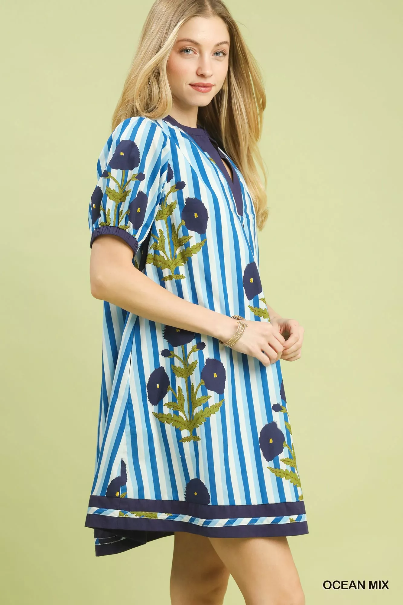 Umgee Mix Floral Stripe Contrast Dress - Image 2