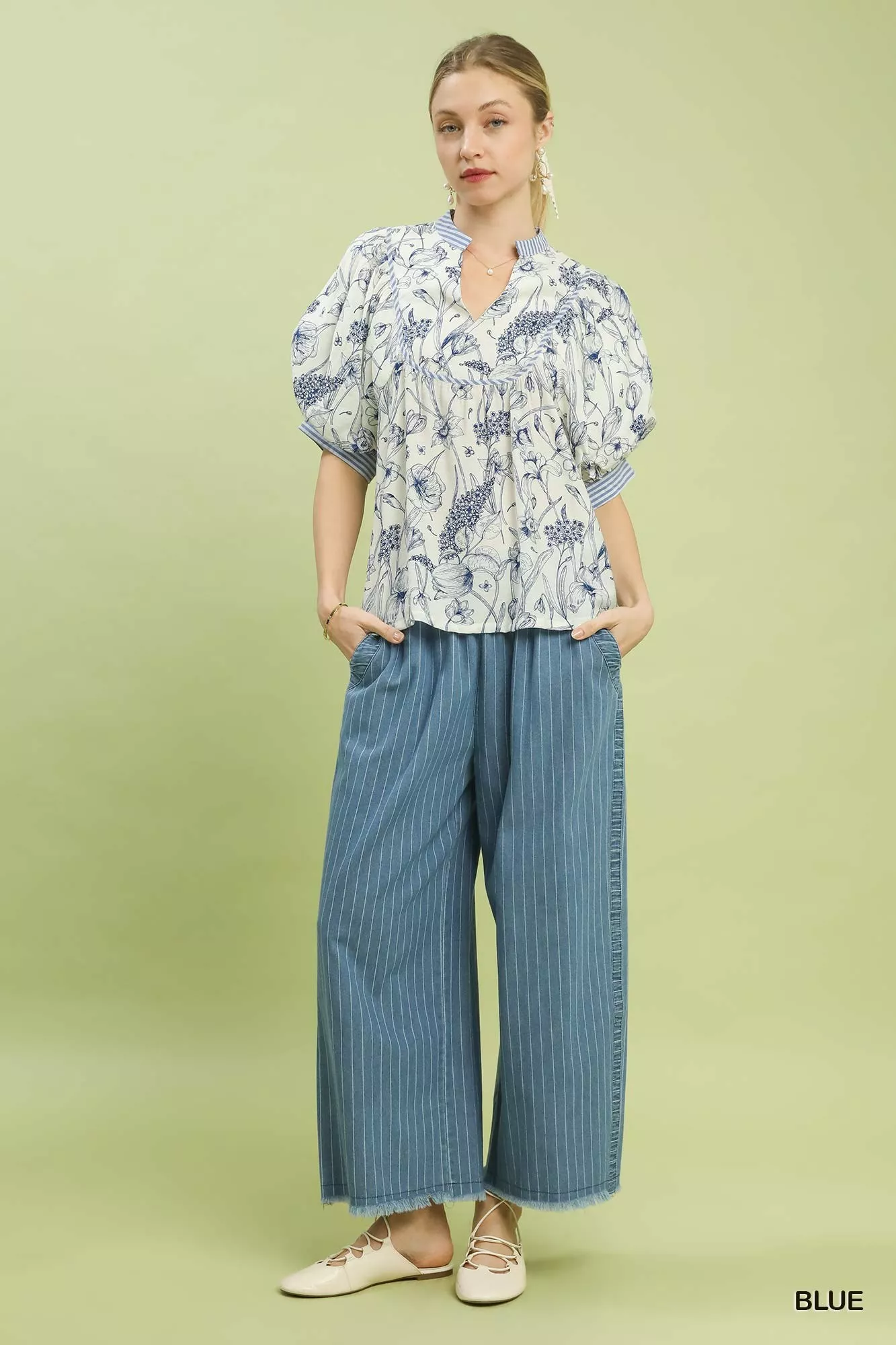 Umgee Mixed Print Puff Sleeve Split Neck Top - Image 2