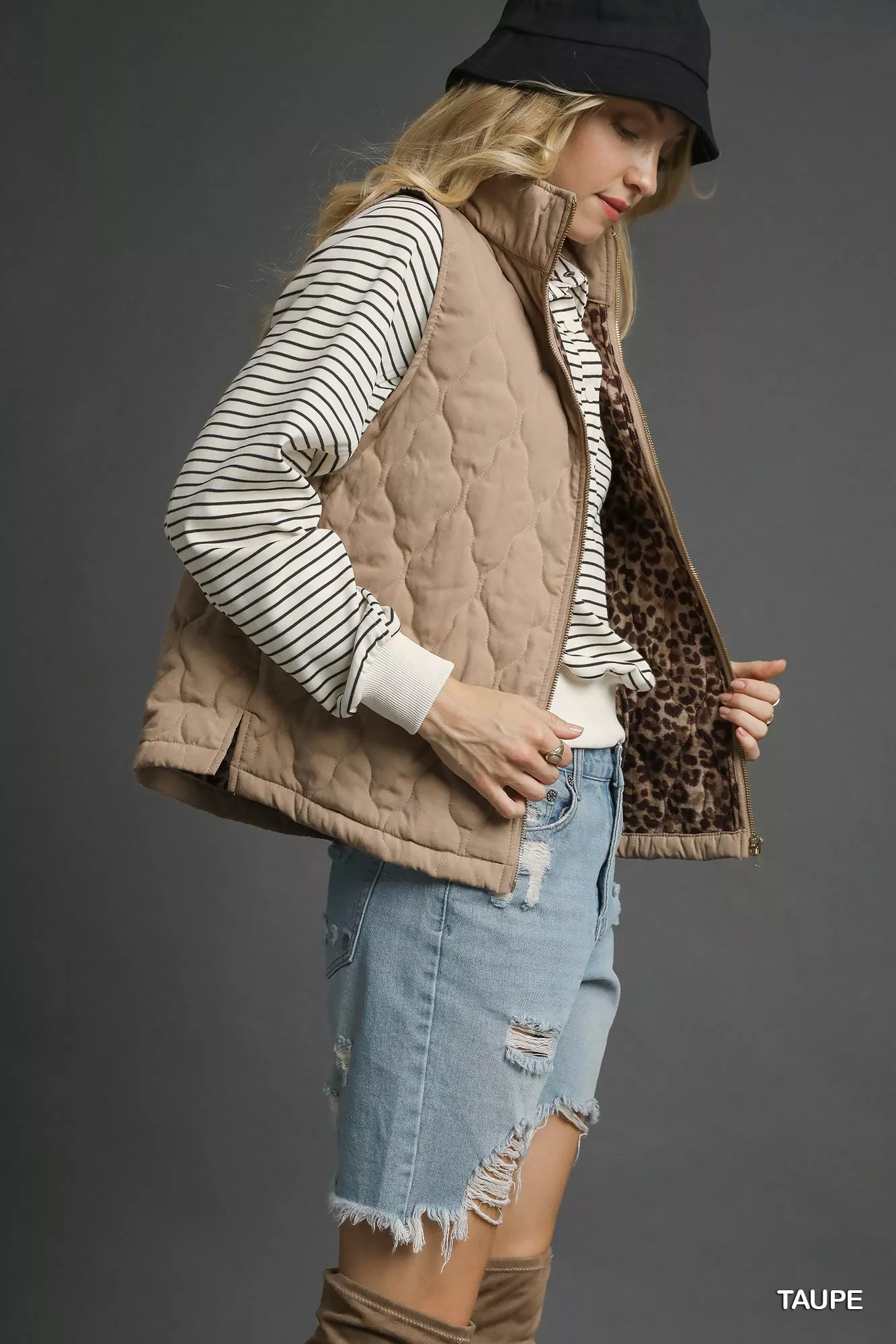 Umgee Quilted Zip-Up Vest - Image 2