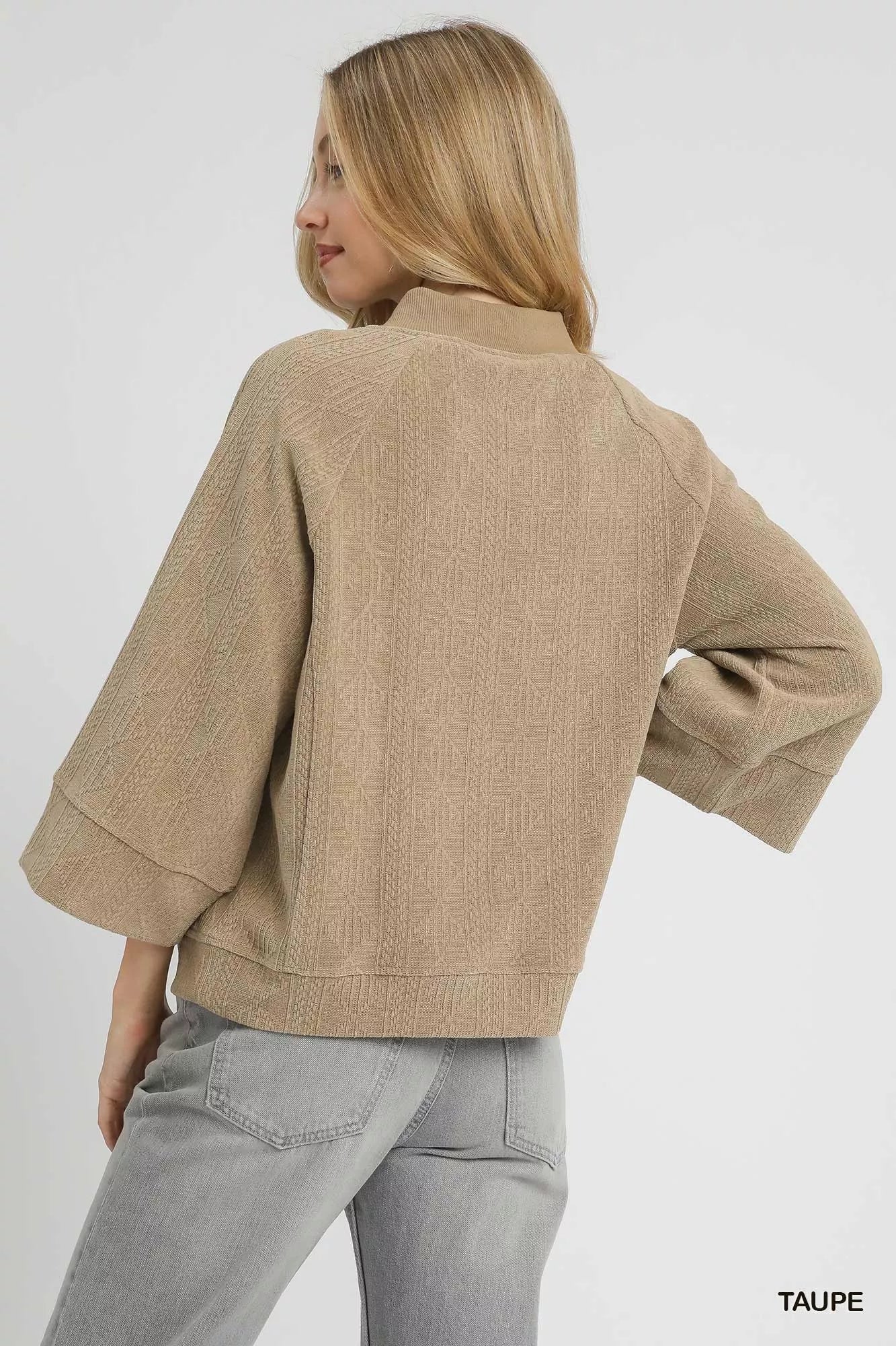 Umgee Textured Knit V-Neck Top - Image 4