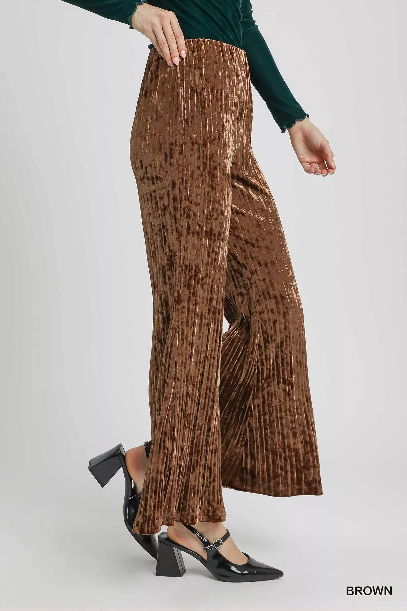 Umgee Velvet Pleated Wide Leg Pants - Image 3