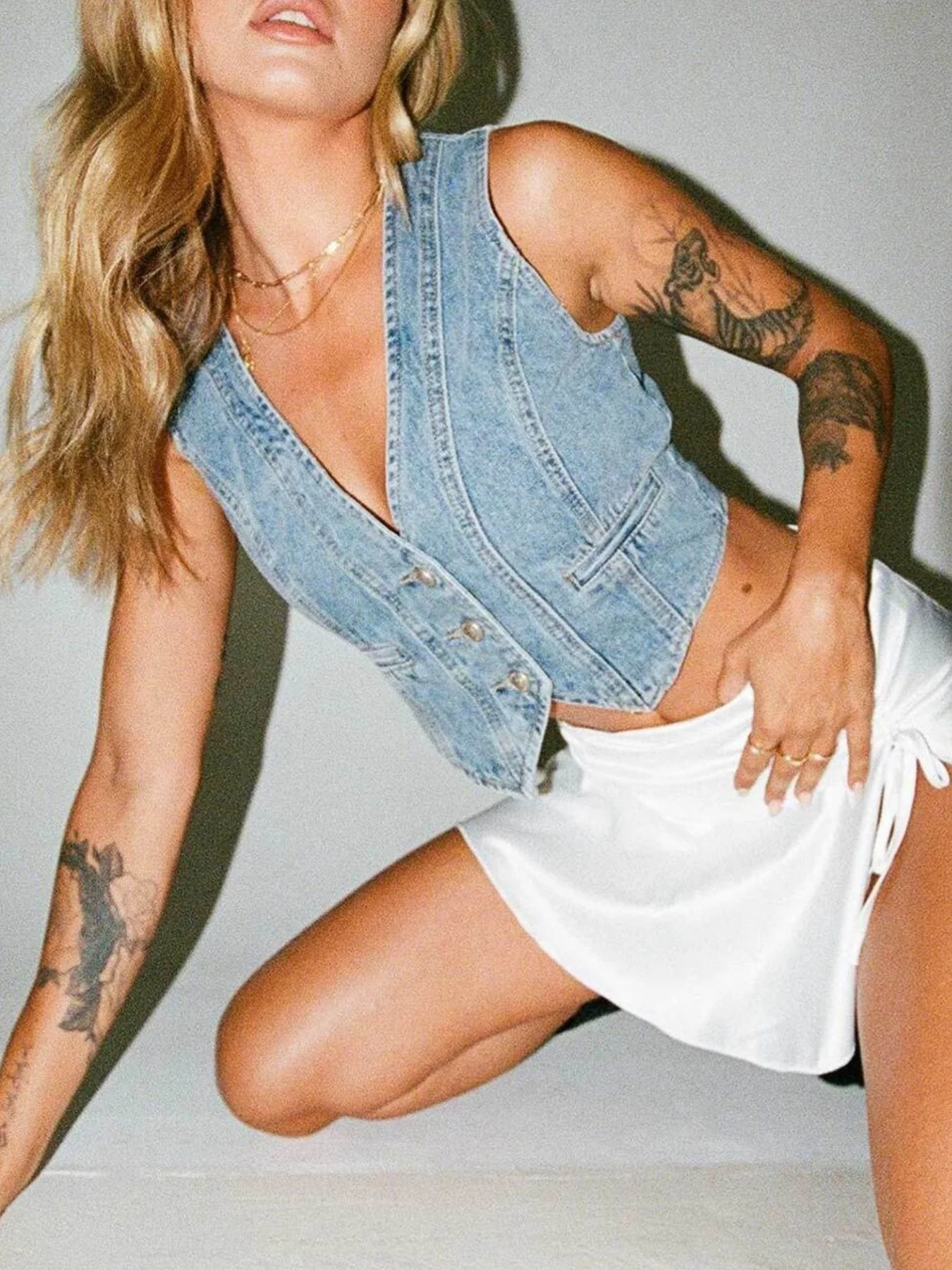 V-Neck Button Up Denim Vest - Image 5