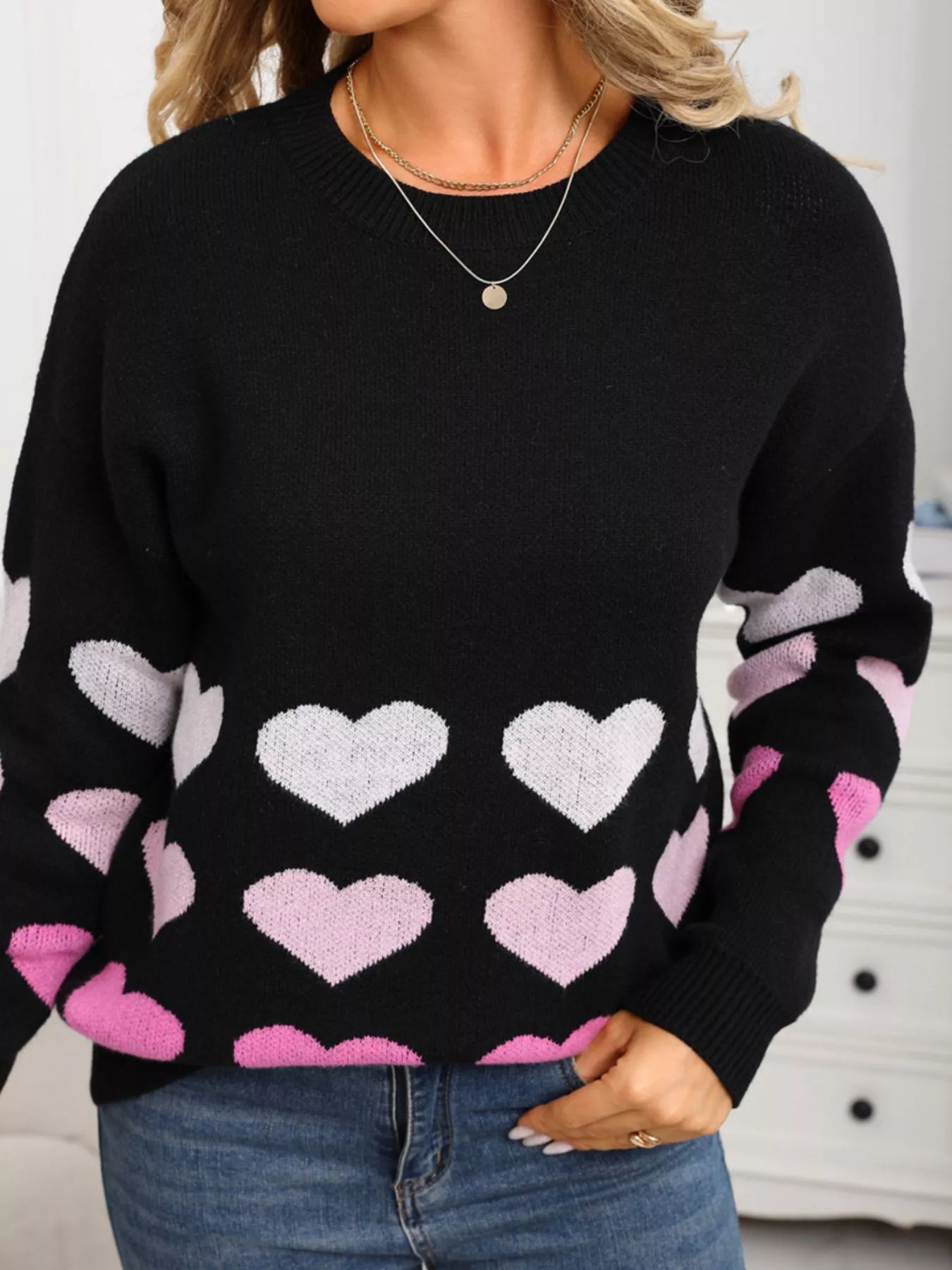 Valentine's Day Heart Pattern Crew Neck Sweater - Image 17