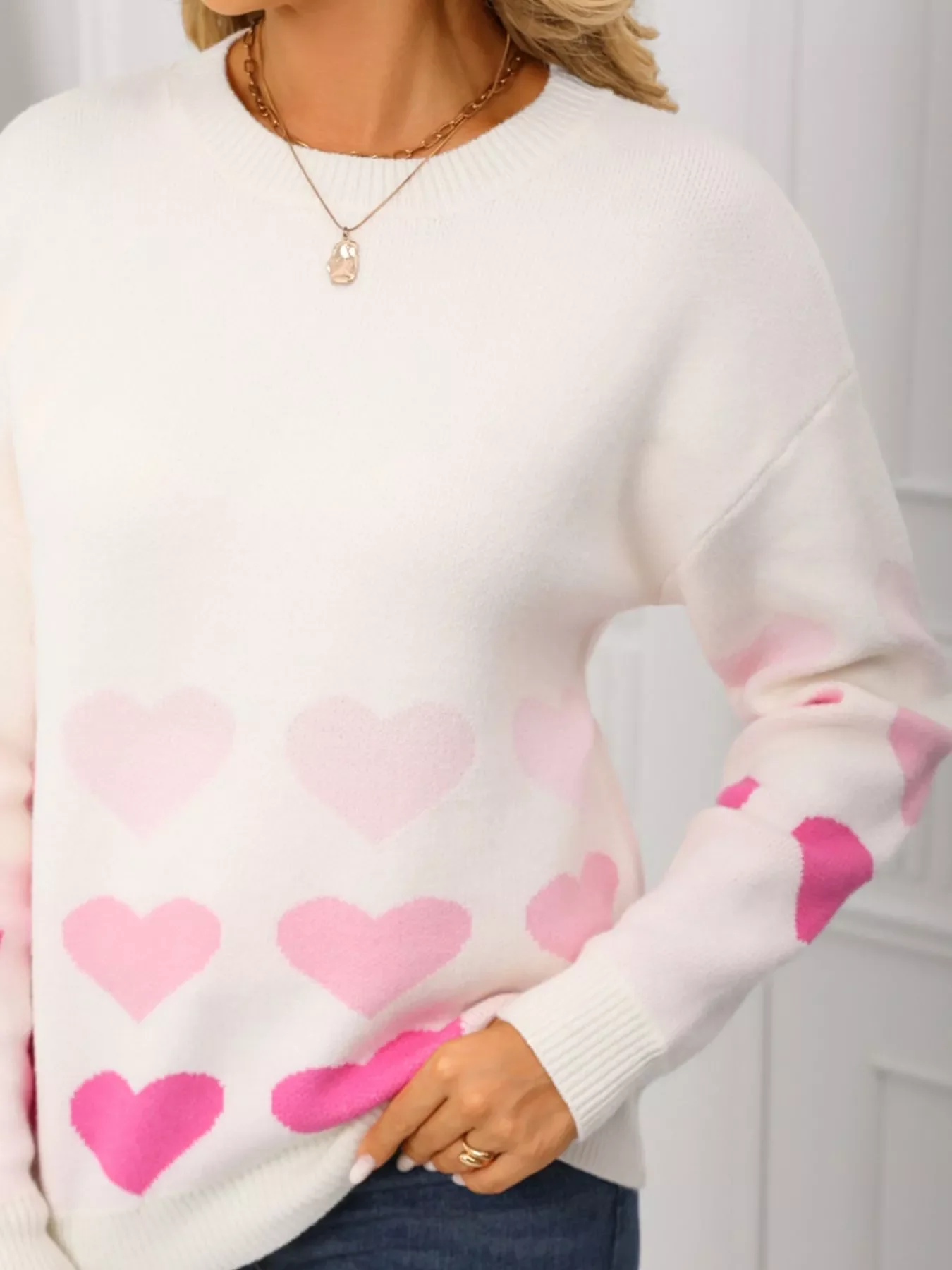 Valentine's Day Heart Pattern Crew Neck Sweater - Image 4