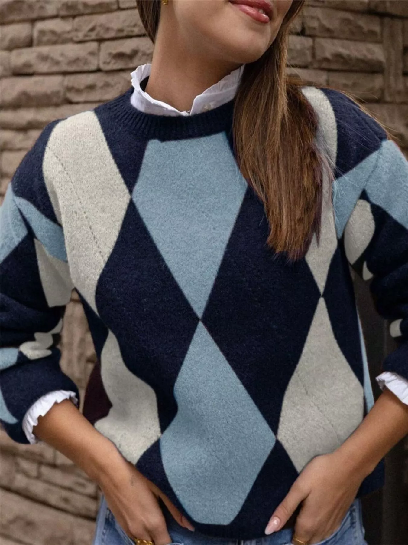 Vintage Argyle Round Neck Sweater - Image 5