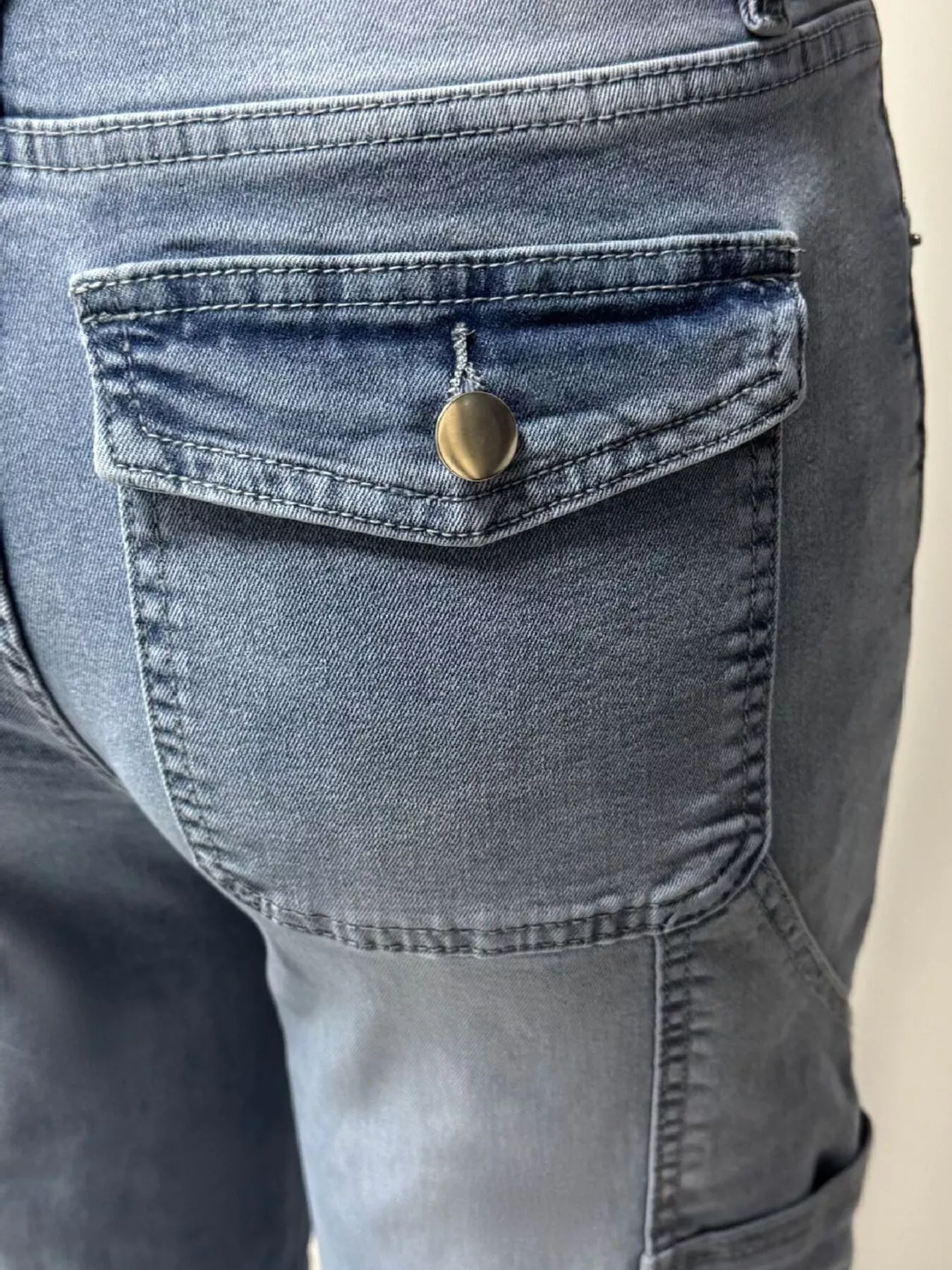Washed Wide Leg Jeans - Image 5
