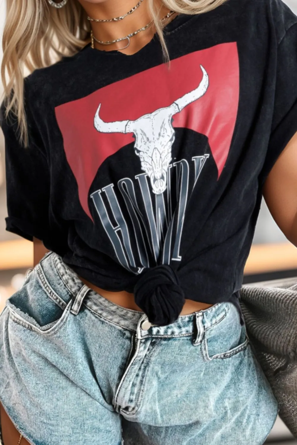 Western HOWDY Steer Head Print Side Slits Loose Fit T Shirt - Image 2