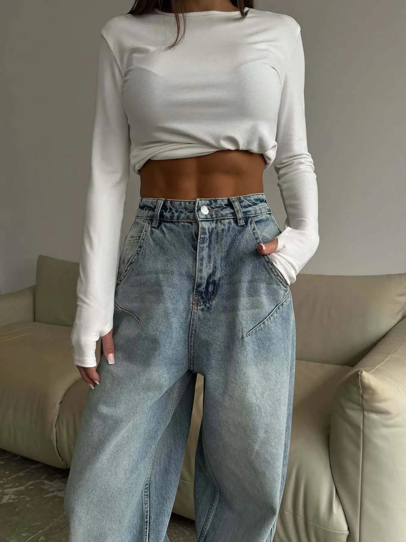 Wide Leg Jeans - Image 4