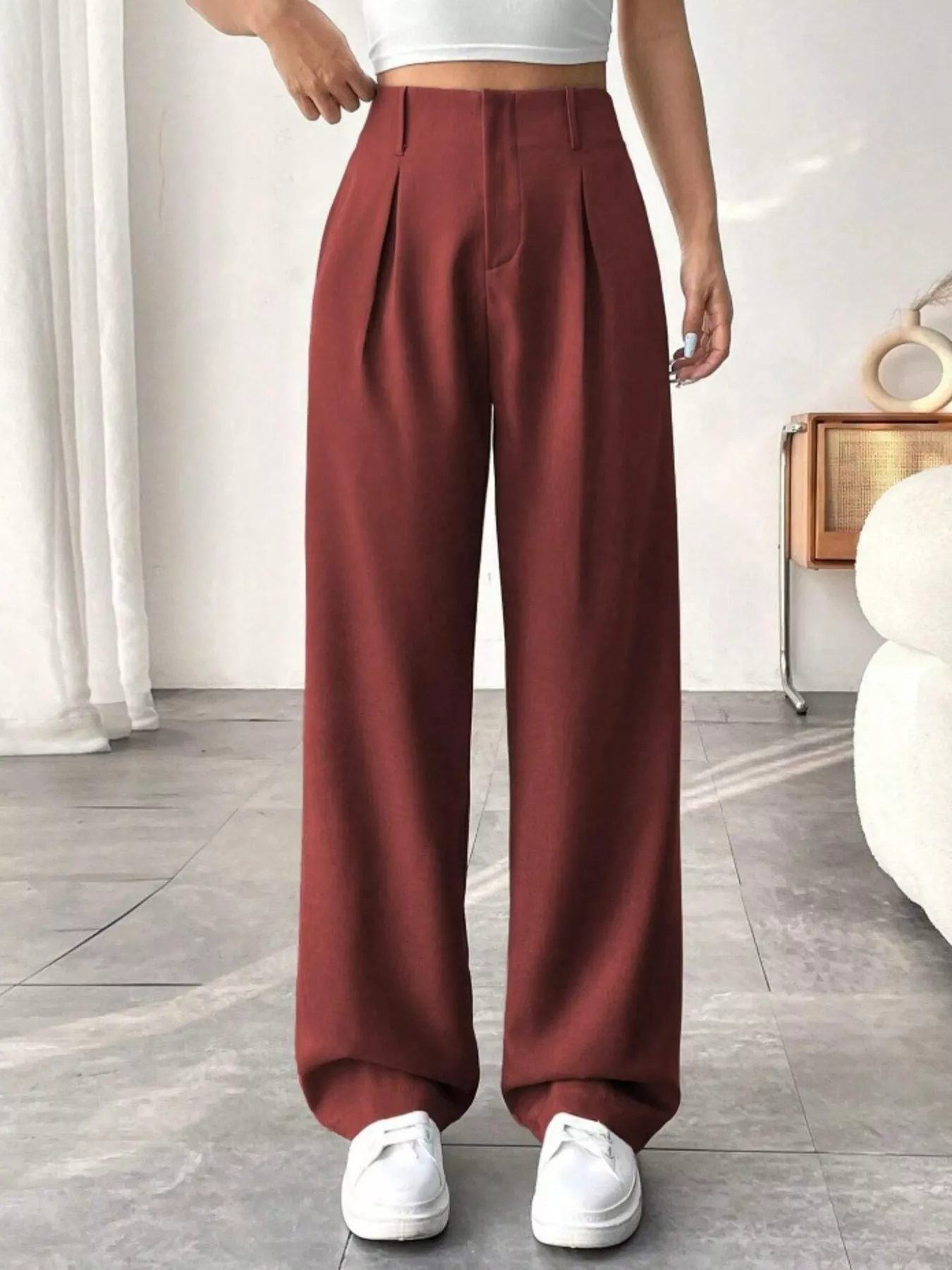 Wide Leg Pleated Pants - Image 10