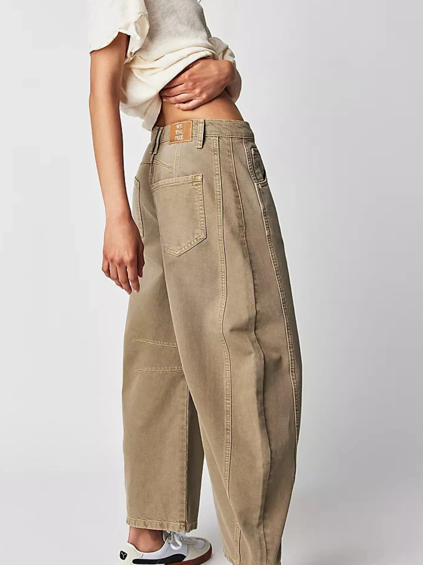 Wide Leg Relaxed Fit Jeans - Image 2