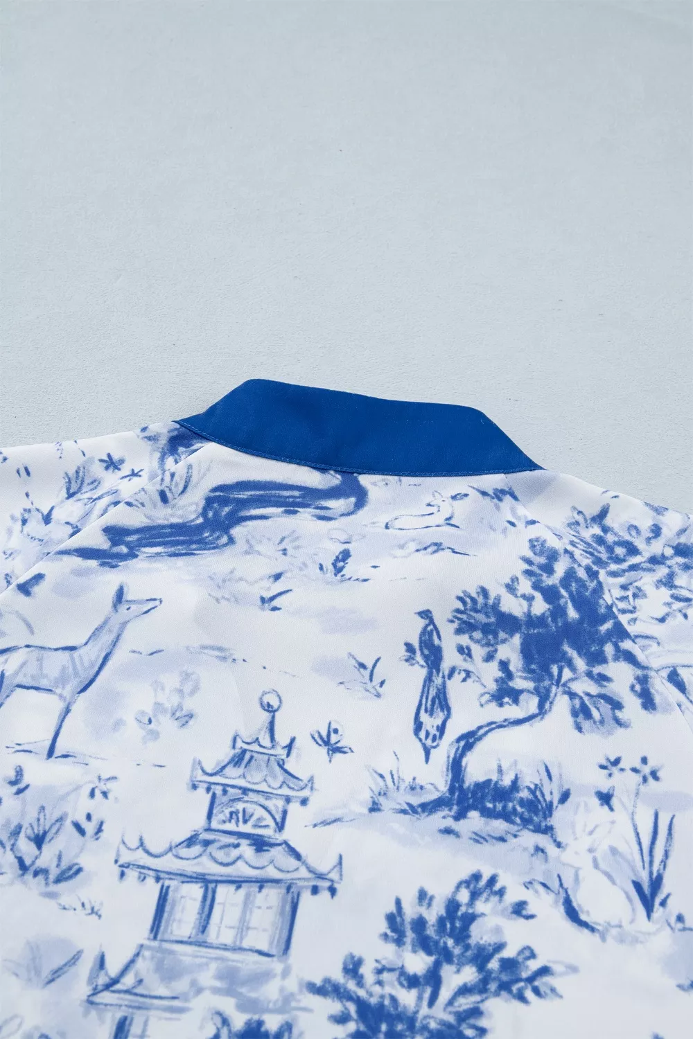Wild Animal Paradise Contrast V Neck Raglan Sleeve Blouse - Image 6