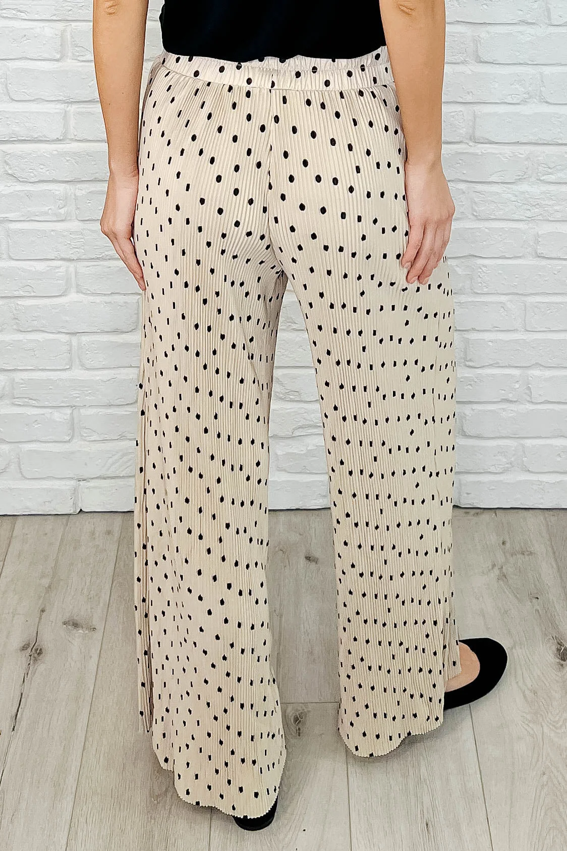 Working on Lounging Elastic Waist Bottoms in Khaki - Image 5