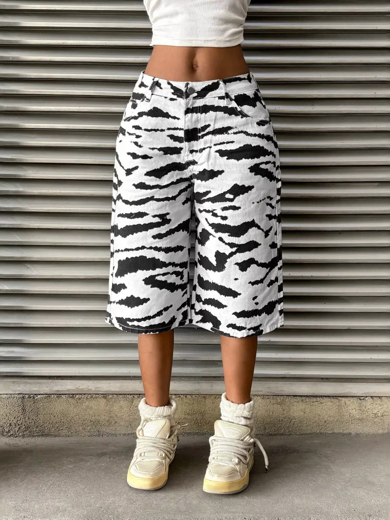Zebra Print Wide Leg Denim Capris