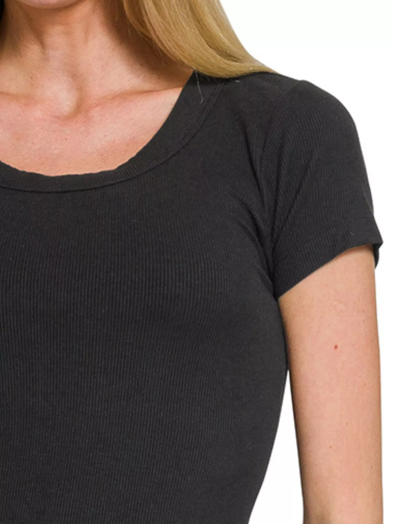 Zenana Ribbed Round Neck Short Sleeve T-Shirt - Image 2
