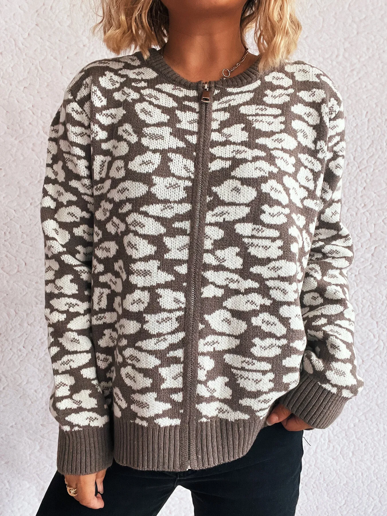 Zip Up Long Sleeve Cardigan - Image 11